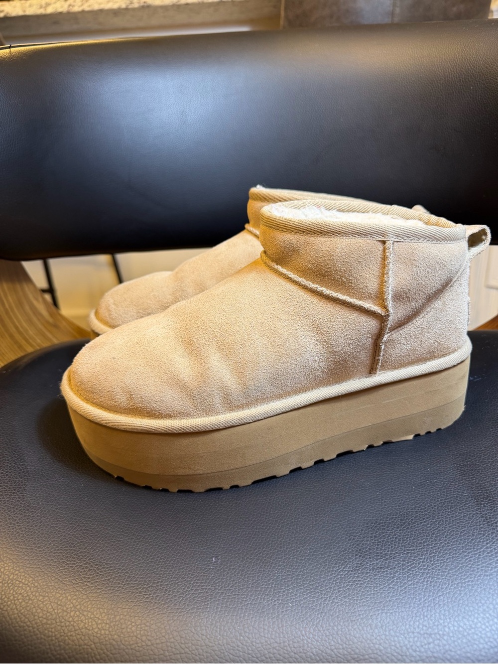 UGG Classic Ultra Mini Platform 1135092 Women's Fashion Boots Sand Size8